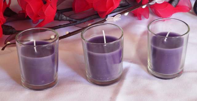 Purple Wax Tealight Candle Set  in Clear Glass Holder - BULK Buy